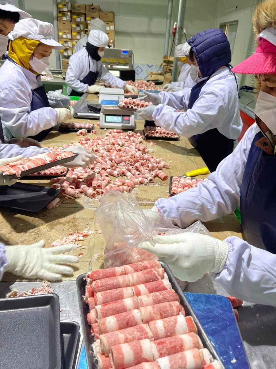 Sản phẩm thịt cuộn đã được sơ chế